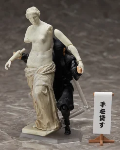 FREEing Figma Kurogo -Max Factory e5ed34c92cc049e89892fd89c2eb10a8.jpg